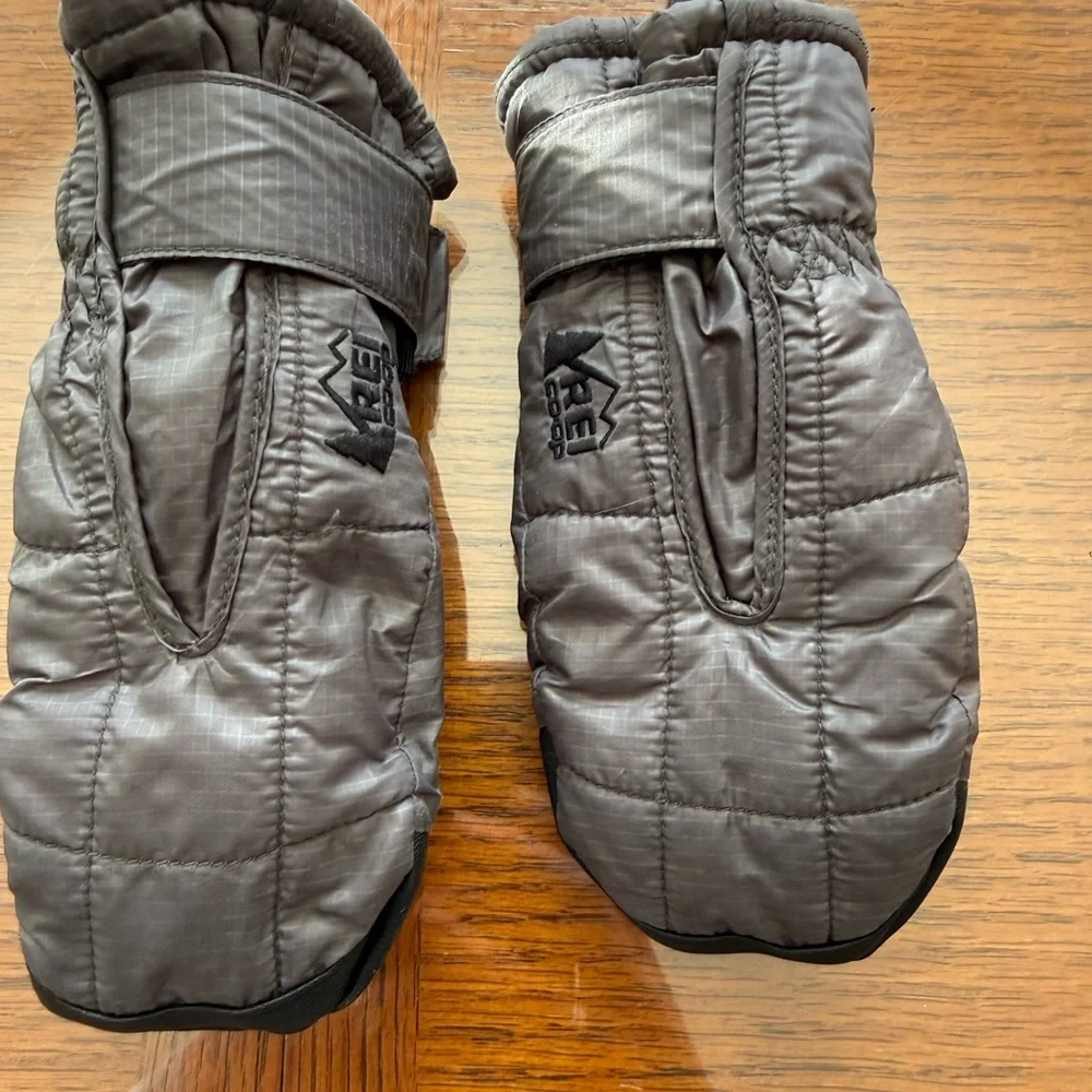 REI warm charcoal